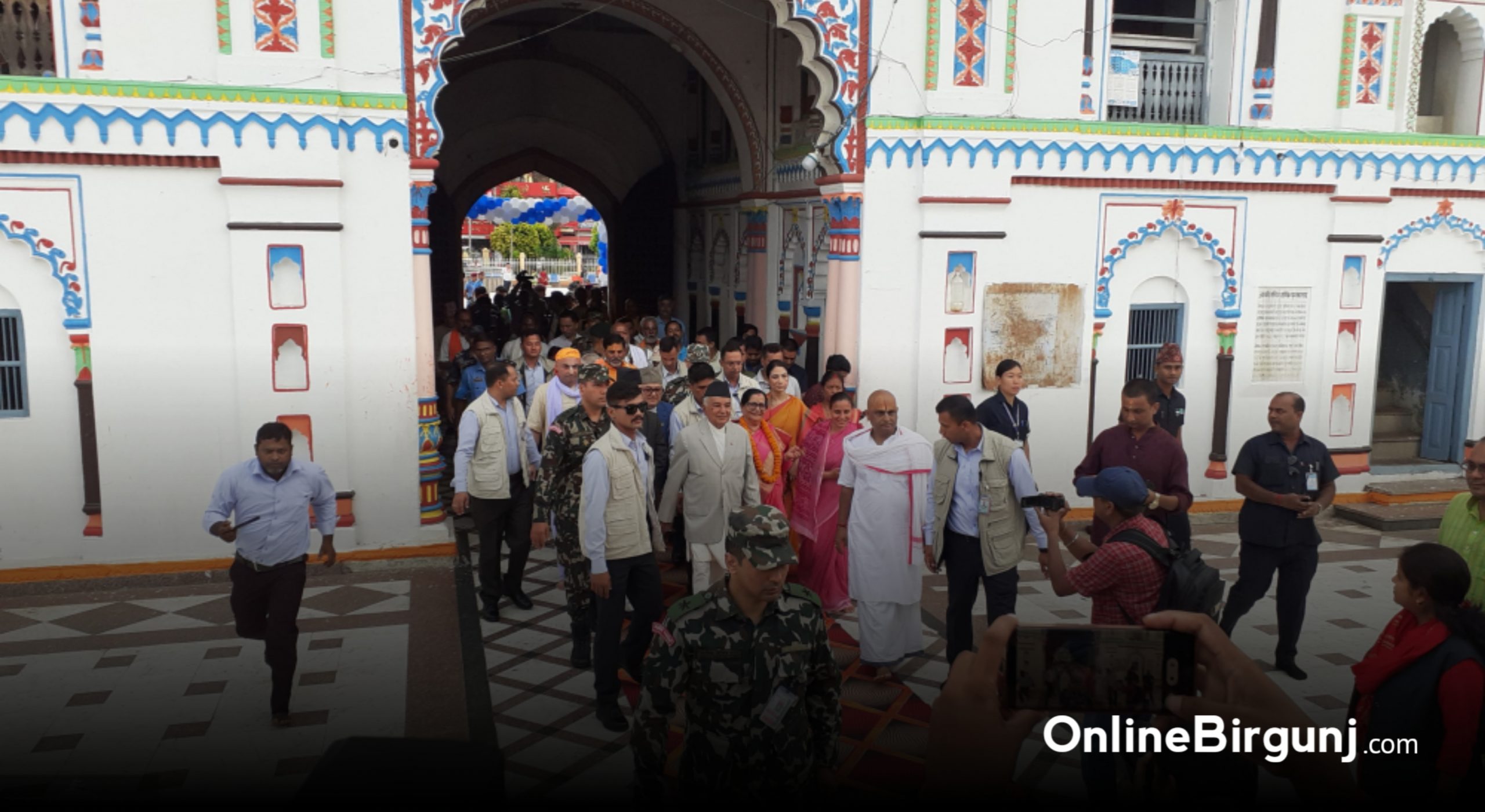 राष्ट्रपतिद्वारा जानकी मन्दिरमा पूजापाठ ( फोटोसहित )