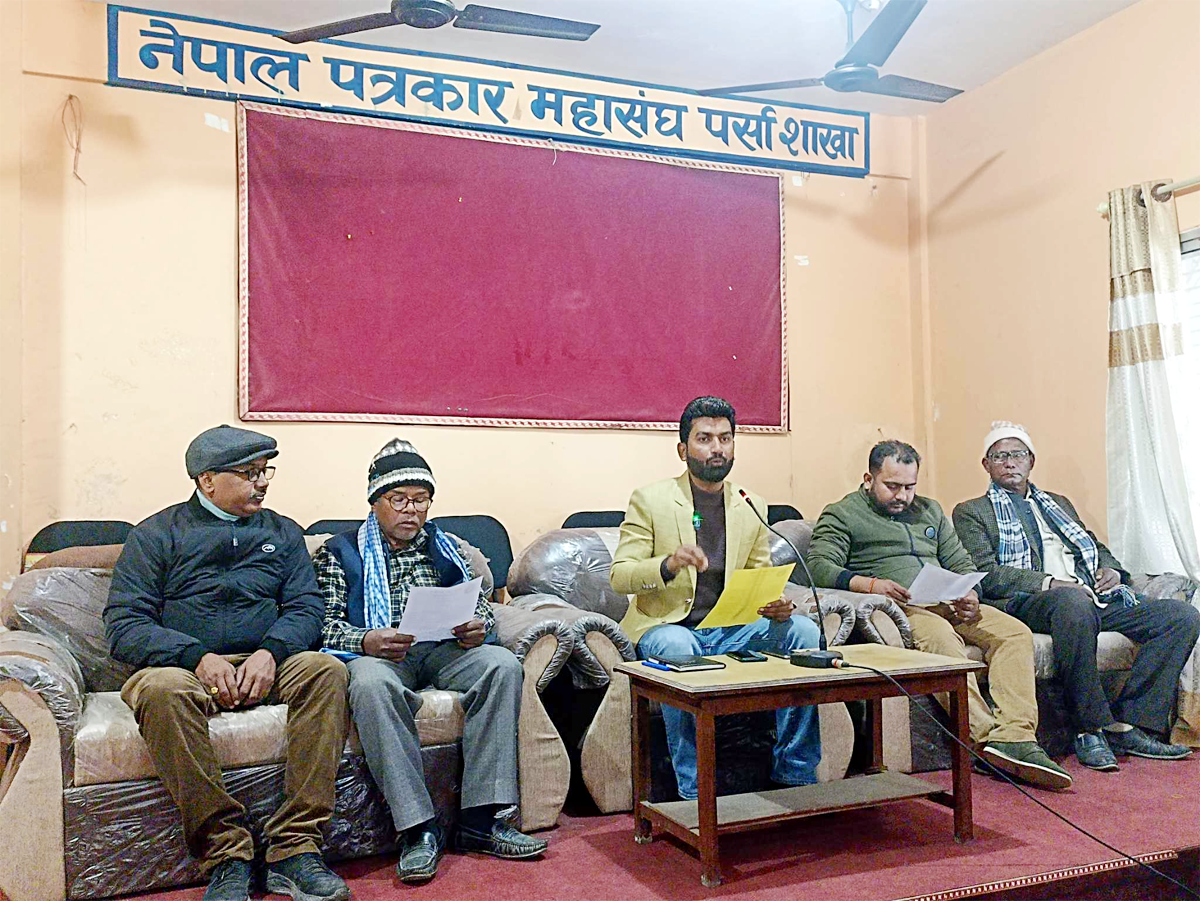 पटेर्वा सुगौलीले जमुनिया खोलाको ठेक्का लगाएकोमा सखुवा प्रसौनी गाउँपालिकाको आपत्ति