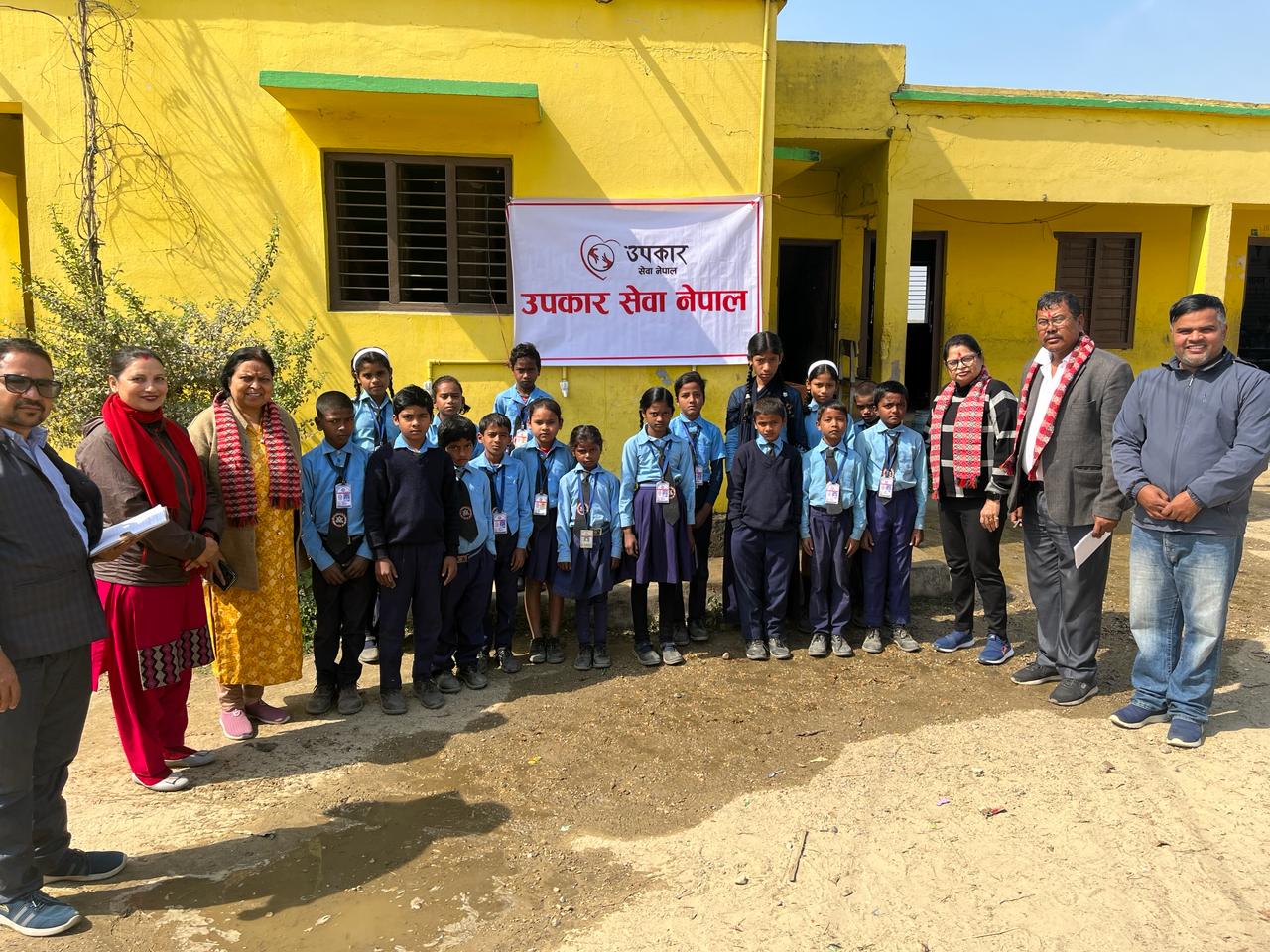 उपकार सेवा द्वारा ट्याङकी र धारा श्रीमती मनमिश्रा आधारभूत विद्यालयमा जडान