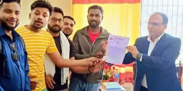 सहकारी ठगीमा मुछिएका रवि लामिछानेसहितकालाई कारबाही गर्न नेविसंघ पर्साको प्रधानमन्त्रीलाई ज्ञापनपत्र