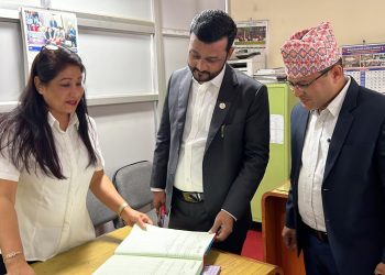 खानेपानी मन्त्री यादवद्वारा मन्त्रालय र विभागमा छड्के अनुगमन, बिना सूचना अनुपस्थित कर्मचारीलाई कारबाही गरिने