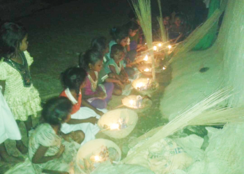तराईमा मनाइने विभिन्न चाडपर्वमध्ये लोकप्रिय मानिने दाजुभाइ र दिदीबहिनीको पर्व सामाचकेवा