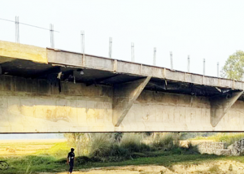 आठ वर्ष देखि पुल निर्माण अधुरै ,९५ प्रतिशत भुक्तानी लिएर ठेकेदार वेपत्ता