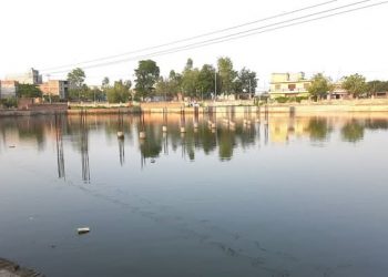 चार वर्षदेखि अलपत्र: वीरगन्जको ऐतिहासिक नगवा पोखरी पुनर्निर्माण अधुरै