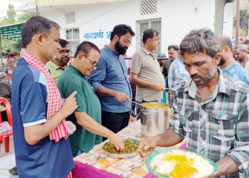 बिरगंज समाज सेवाको निःशुल्क भोजन वितरण कार्यक्रम ६० औं हप्तामा प्रवेश