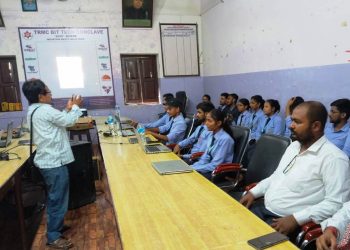 ठाकुरराम बहुमुखी क्याम्पसमा ‘टेक कन्क्लेभ’: बिआईटी सातौं सेमेस्टरका विद्यार्थीद्वारा १२ सफ्टवेयरको प्रदर्शन