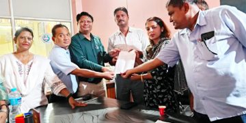 पर्सामा निजी विद्यालय सञ्चालकद्वारा शिक्षा विधेयकको विरोधमा सांसद बिना जयसवाललाई ज्ञापनपत्र बुझाइयो