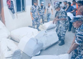 बीरगञ्जको नगवामा भन्सार छलीका कपडा बरामद, पचास लाख मूल्य बराबरको सामान नियन्त्रणमा