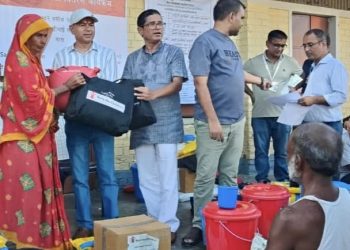 बारामा बाढी प्रभावित ८७ परिवारलाई राहत सामग्री वितरण