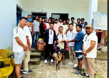 दशैंमा फरक उदाहरण — ठोरीका  युवाहरूले वृद्धाश्रममा बाँडे खुशी र सहयोग