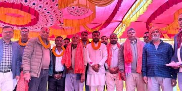 वीरगन्ज–१८ मा राजनीतिक तरंग : वडाध्यक्ष तिवारीसहित जनप्रतिनिधि एमालेमा समाहित