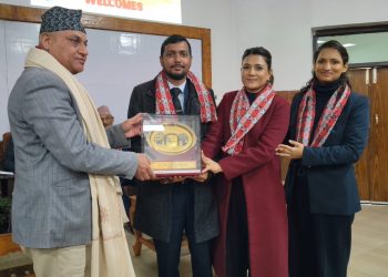 नेशनल मेडिकल कलेजद्वारा डीन प्रा.डा. मोहन राज शर्मा र क्याम्पस प्रमुख प्रा.डा. सुरेश उप्रेती सम्मानित