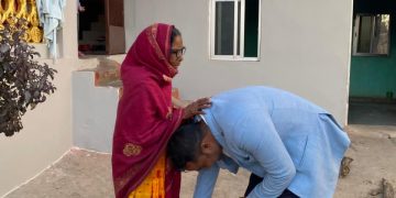 पर्सा–२ मा रास्वपाको घरदैलो अभियान : अलौ टोलमा जेष्ठ नागरिक र युवाको साझा आवाज—‘अब पुरानाको भरमा होइन, नयाँ नेतृत्व चाहिन्छ’