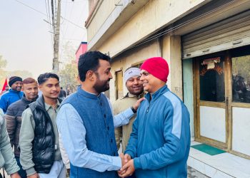 पर्सा–१ मा प्रदीप यादवको घरदैलो तीव्र, खानेपानी समस्या समाधानको उपलब्धि सुनाउँदै मतदातासँग संवाद