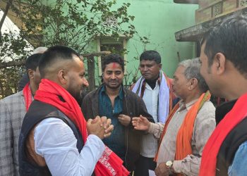 पर्सा–३ को धोरेमा एमाले उम्मेदवार पाण्डेयको घरदैलो, ‘जनअपेक्षा सधैं मेरो प्राथमिकता’
