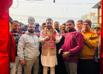 वीरगञ्ज–१६ नगवामा एमालेको चुनावी सम्पर्क कार्यालय उद्घाटन, प्रदीप यादवले भने– ‘समृद्ध वीरगञ्ज हाम्रो लक्ष्य’