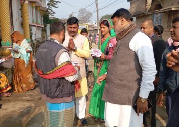 बारा क्षेत्र नम्बर ४ बलिरामपुरमा जसपा उम्मेदवार सन्जु साहको घरदैलो