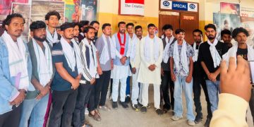 पर्सा–१ को विभिन्न वडामा एमालेको घरदैलो र पार्टी प्रवेश कार्यक्रम : सयौं जेनजी युवा एमालेमा प्रवेश