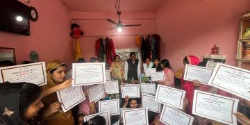 वीरगञ्ज–१३ मा ३० युवतीलाई कपडा सिलाइ–कटाइ तालिम सम्पन्न, उपकार सेवा नेपालको पहलमा सीप प्रमाणपत्र वितरण