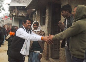 पर्सा–३ मा रास्वपाको आक्रामक अभियान : बालेन शाहका दाइसँग रामाकान्त चौरसियाको घरदैलो