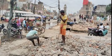सडक विस्तारले वीरगञ्जका व्यवसायी विस्थापित, चर्को भाडाले थपियो भार