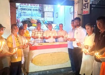 “भोटेकोशी बाढीपीडितप्रति वीरगञ्ज कपडा बैंकको श्रद्धाञ्जली”